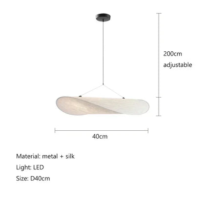 Voile, lustre en soie tendue, vue d'ensemble