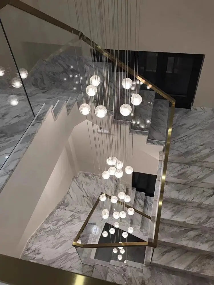 Grêle dans une cage d'escalier