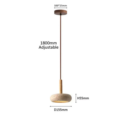 Lune allumée au-dessus d'une table