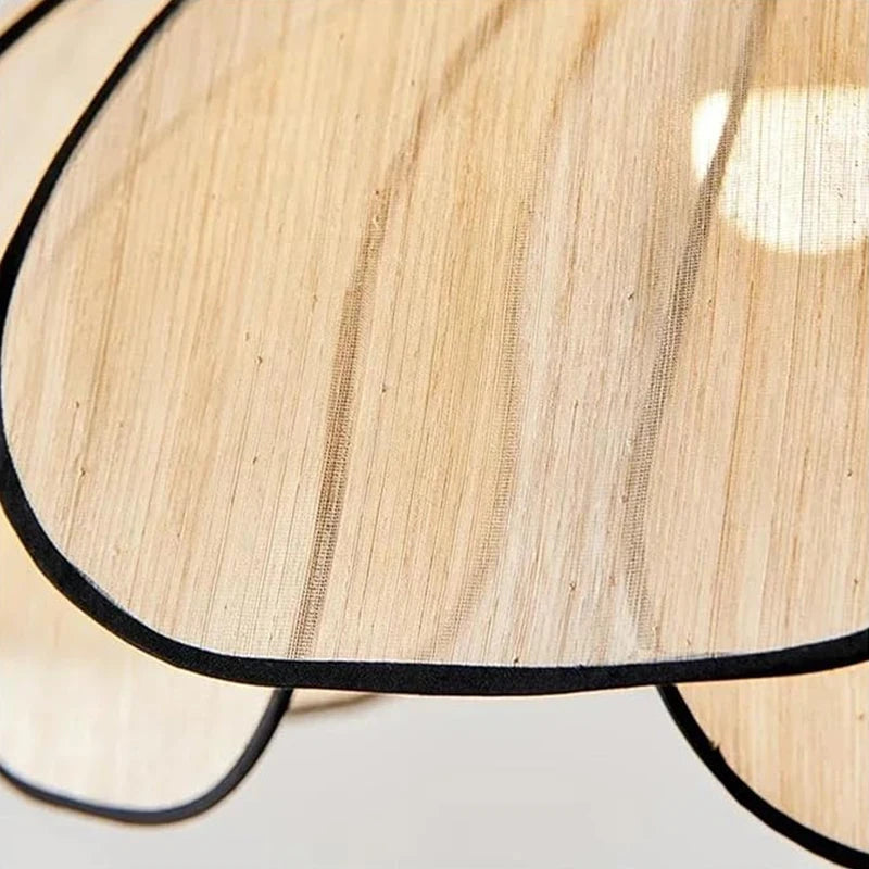 Lotus au-dessus d'une table